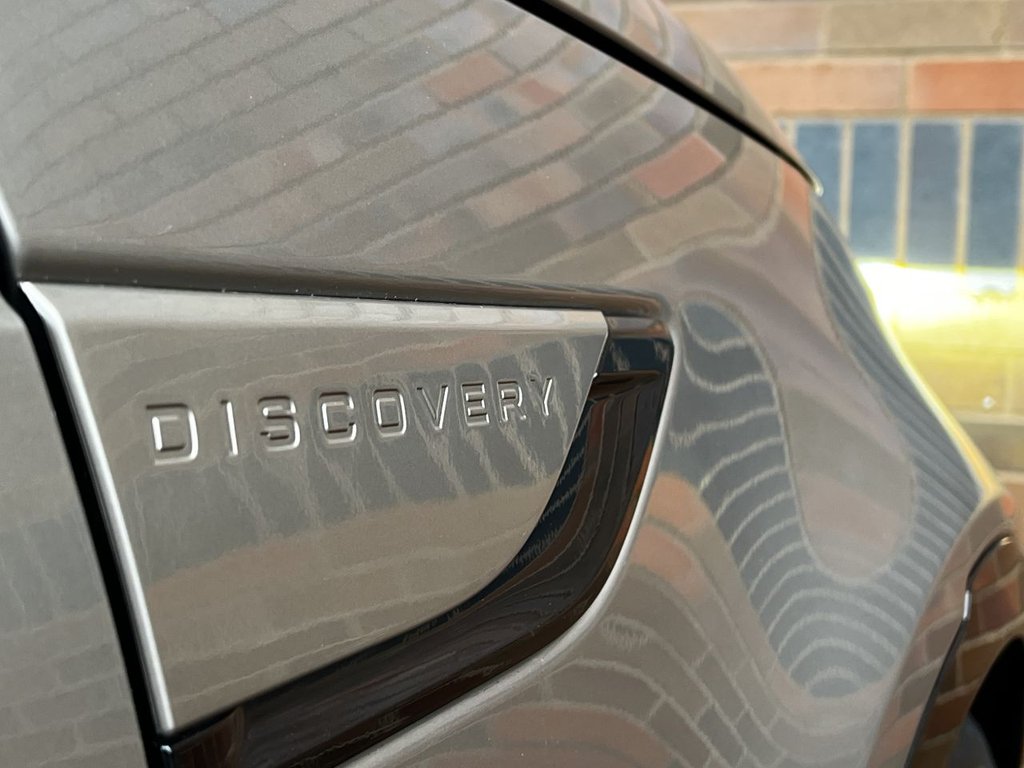 USED 2021 21 LAND ROVER DISCOVERY 3.0 D300 MHEV R-Dynamic HSE SUV 5dr Diesel Auto 4WD Euro 6 (s/s) (300 ps) DEPLOYABLE TOWBAR|2YR WARRANTY