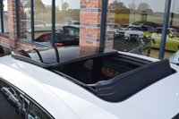 USED 2020 70 PORSCHE MACAN 2.0T SUV 5dr Petrol PDK 4WD Euro 6 (s/s) (245 ps) PAN ROOF / CRAYON / BOSE / 21"
