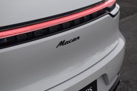 USED 2020 70 PORSCHE MACAN 2.0T SUV 5dr Petrol PDK 4WD Euro 6 (s/s) (245 ps) PAN ROOF / CRAYON / BOSE / 21"