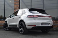 USED 2020 70 PORSCHE MACAN 2.0T SUV 5dr Petrol PDK 4WD Euro 6 (s/s) (245 ps) PAN ROOF / CRAYON / BOSE / 21"