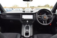 USED 2020 70 PORSCHE MACAN 2.0T SUV 5dr Petrol PDK 4WD Euro 6 (s/s) (245 ps) PAN ROOF / CRAYON / BOSE / 21"