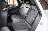 USED 2020 70 PORSCHE MACAN 2.0T SUV 5dr Petrol PDK 4WD Euro 6 (s/s) (245 ps) PAN ROOF / CRAYON / BOSE / 21"