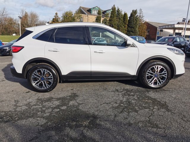 2021 FORD KUGA - Photo 8