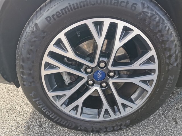 2021 FORD KUGA - Photo 10