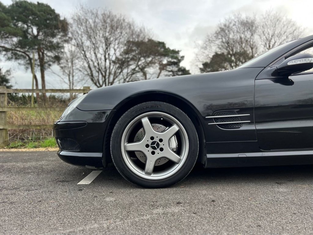 USED 2003 V MERCEDES-BENZ SL 500 5.0 V8 // Convertible // Auto (300 g/km, 306 bhp) // px swap 