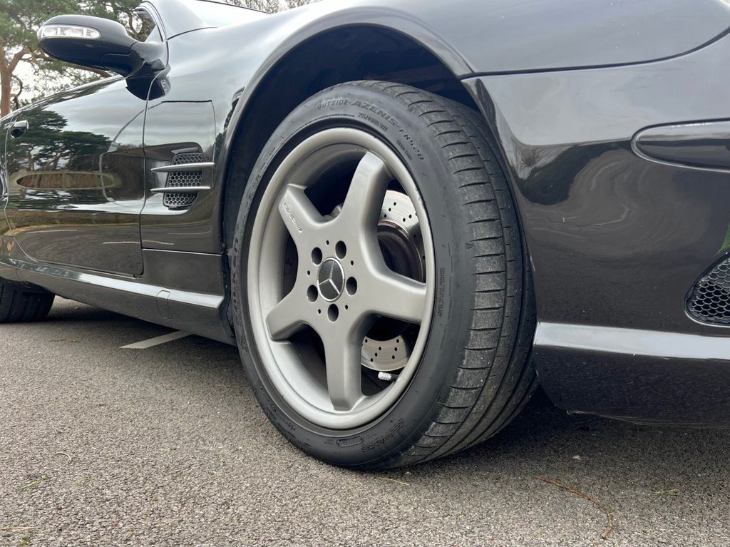 USED 2003 V MERCEDES-BENZ SL 500 5.0 V8 // Convertible // Auto (300 g/km, 306 bhp) // px swap 
