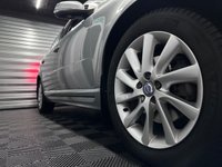 USED 2015 15 VOLVO V70 2.0 D4 SE Nav Estate 5dr Diesel Manual Euro 6 (s/s) (181 ps) Winter Pack | Rear Sensors
