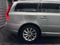 USED 2015 15 VOLVO V70 2.0 D4 SE Nav Estate 5dr Diesel Manual Euro 6 (s/s) (181 ps) Winter Pack | Rear Sensors
