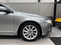 USED 2015 15 VOLVO V70 2.0 D4 SE Nav Estate 5dr Diesel Manual Euro 6 (s/s) (181 ps) Winter Pack | Rear Sensors