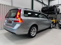 USED 2015 15 VOLVO V70 2.0 D4 SE Nav Estate 5dr Diesel Manual Euro 6 (s/s) (181 ps) Winter Pack | Rear Sensors
