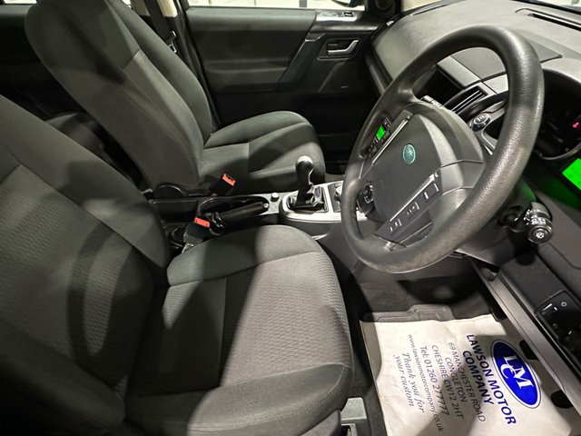 View our LAND ROVER FREELANDER 2