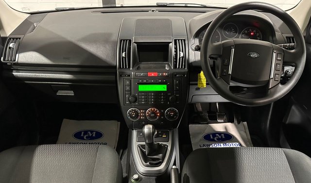 View our LAND ROVER FREELANDER 2