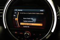 USED 2020 70 MINI HATCH 2.0 COOPER S CLASSIC COMFORT PLUS / NAVIGATION PACKS CAM