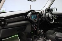 USED 2020 70 MINI HATCH 2.0 COOPER S CLASSIC COMFORT PLUS / NAVIGATION PACKS CAM