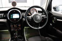 USED 2020 70 MINI HATCH 2.0 COOPER S CLASSIC COMFORT PLUS / NAVIGATION PACKS CAM