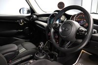 USED 2020 70 MINI HATCH 2.0 COOPER S CLASSIC COMFORT PLUS / NAVIGATION PACKS CAM