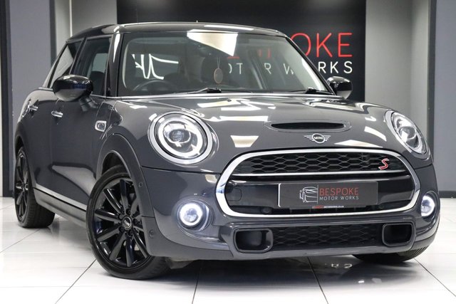 2020 70 MINI Hatch 2.0 COOPER S CLASSIC