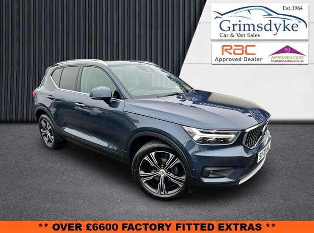 View our VOLVO XC40