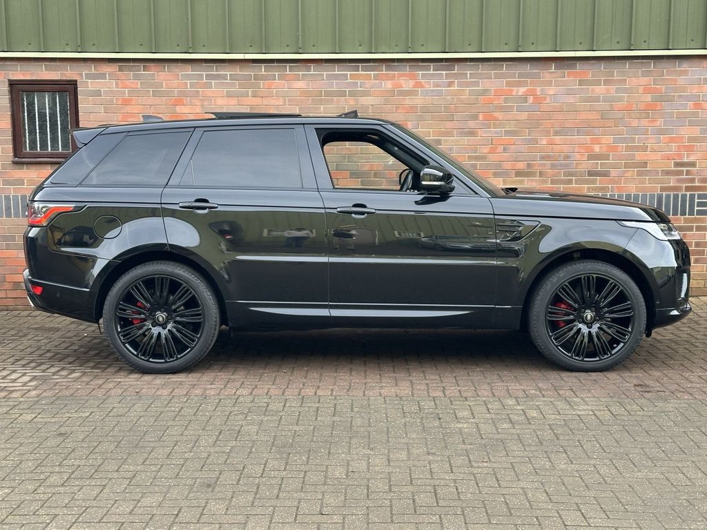 USED 2018 68 LAND ROVER RANGE ROVER SPORT 3.0 SD V6 Autobiography Dynamic SUV 5dr Diesel Auto 4WD Euro 6 (s/s) (306 ps) SLIDING ROOF|1 YEAR WARRANTY