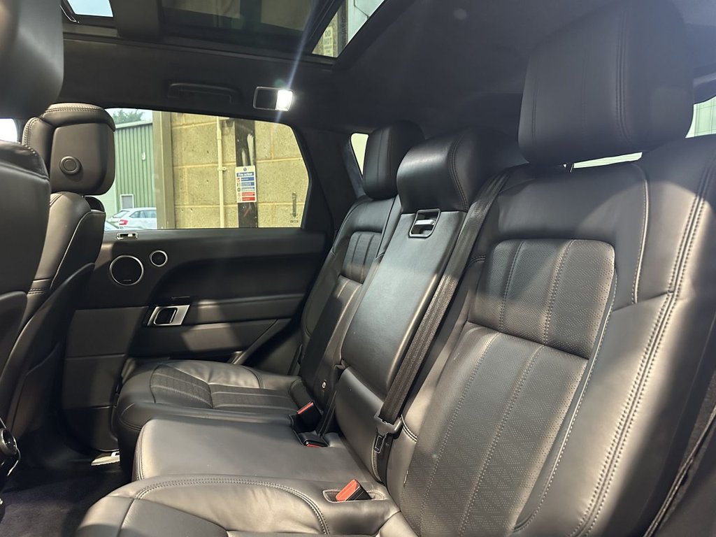 USED 2018 68 LAND ROVER RANGE ROVER SPORT 3.0 SD V6 Autobiography Dynamic SUV 5dr Diesel Auto 4WD Euro 6 (s/s) (306 ps) SLIDING ROOF|1 YEAR WARRANTY