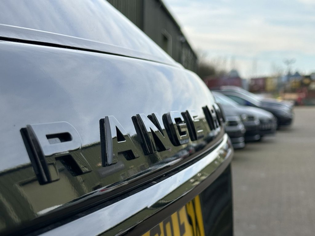 USED 2018 68 LAND ROVER RANGE ROVER SPORT 3.0 SD V6 Autobiography Dynamic SUV 5dr Diesel Auto 4WD Euro 6 (s/s) (306 ps) SLIDING ROOF|1 YEAR WARRANTY