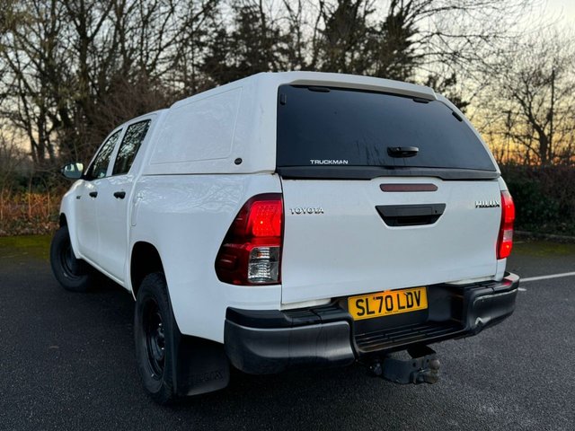2020 TOYOTA HI-LUX 2.4 D-4D Active Pickup Double Cab 4dr Diesel Manual 4WD Euro 6 (s/s) (150 ps) - Photo 10