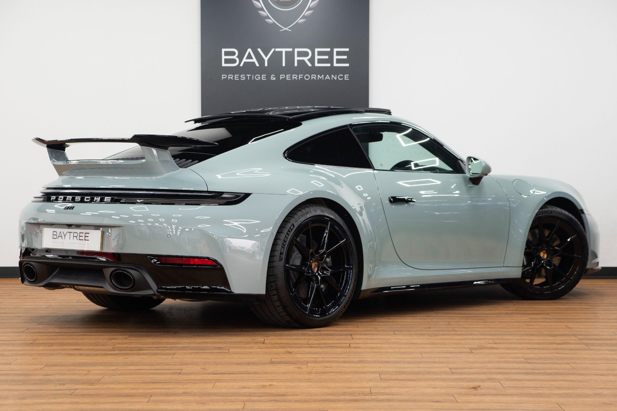 USED 2024 51 PORSCHE 911 3.0T 992 Carrera 