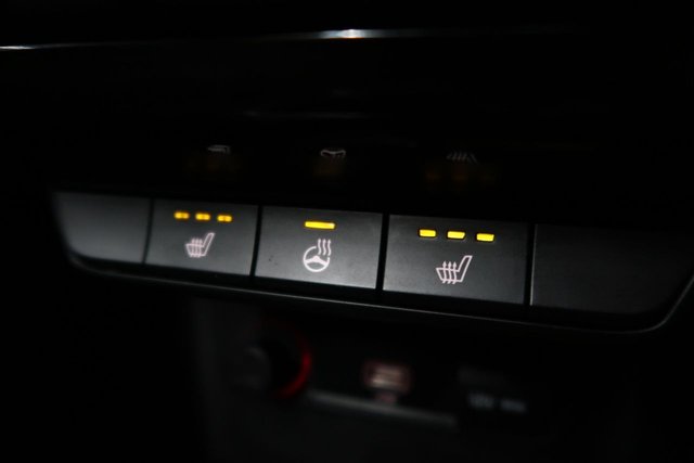 View our KIA SPORTAGE