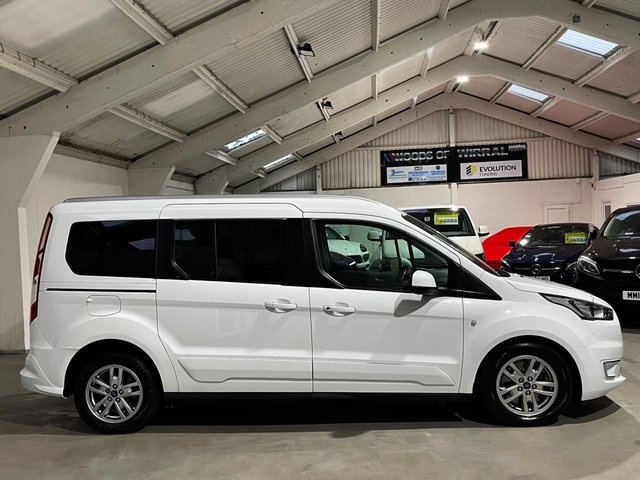 View our FORD GRAND TOURNEO CONNECT