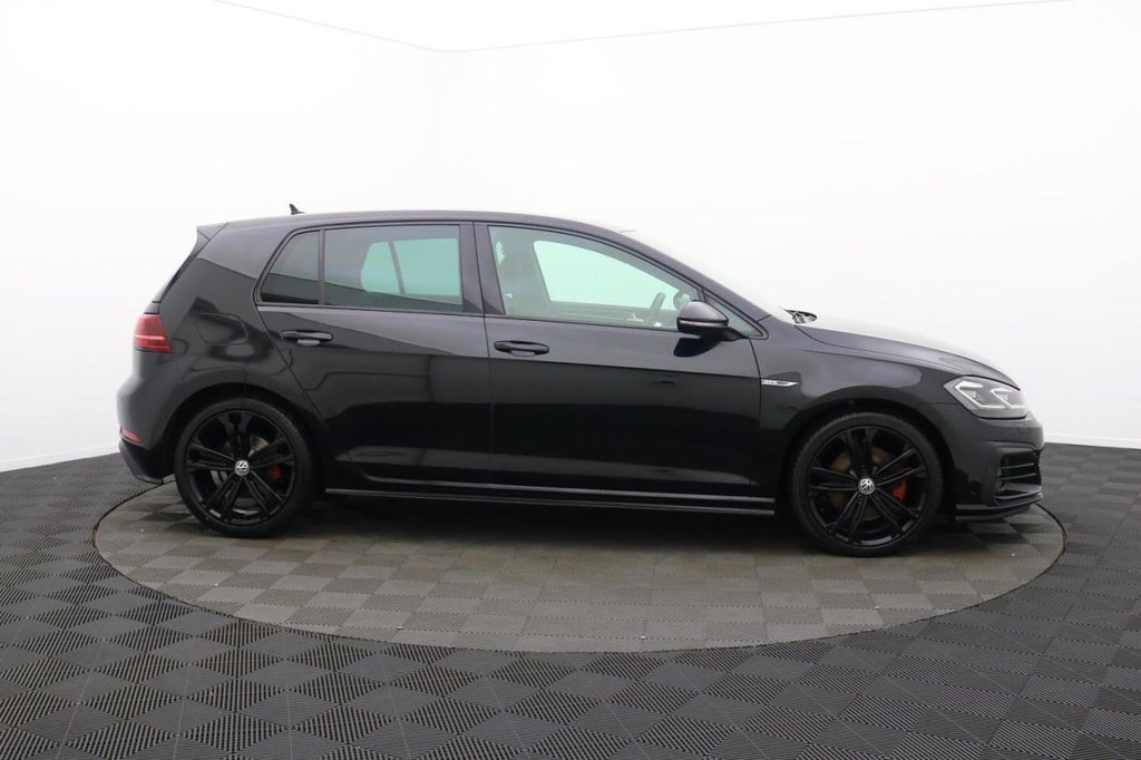 USED 2017 67 VOLKSWAGEN GOLF 2.0 TDI GTD Hatchback 5dr Diesel DSG Euro 6 (s/s) (184 ps) Sat Nav Apple Car Play