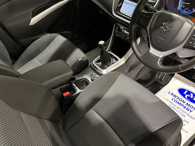 View our SUZUKI SX4 S-CROSS