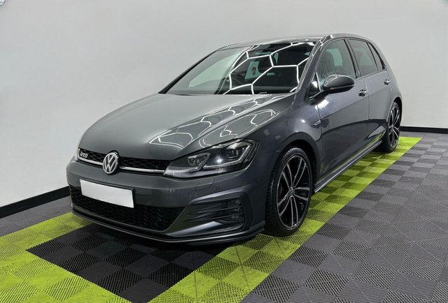 2017 VOLKSWAGEN GOLF