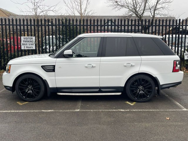 View our LAND ROVER RANGE ROVER SPORT