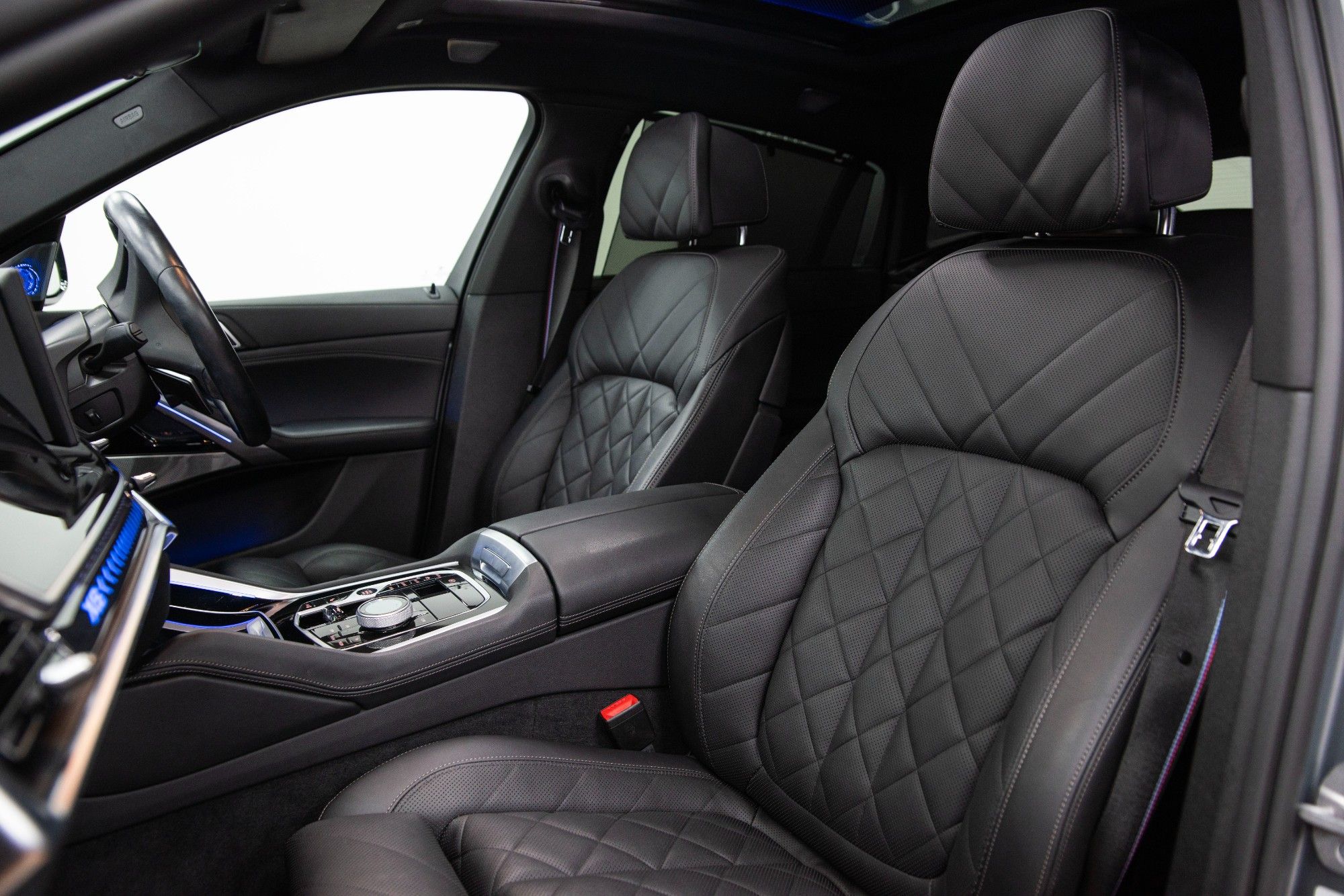 USED 2023 BMW X6 3.0 30d MHT M Sport SUV Hybrid 
