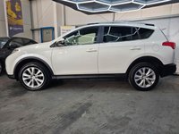 USED 2013 63 TOYOTA RAV4 2.2 D-4D Invincible SUV 5dr Diesel Manual 4WD Euro 5 (150 ps) Reversing Camera, FSH, Cruise Control, DAB Radio