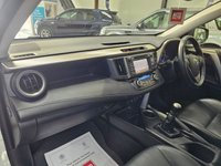 USED 2013 63 TOYOTA RAV4 2.2 D-4D Invincible SUV 5dr Diesel Manual 4WD Euro 5 (150 ps) Reversing Camera, FSH, Cruise Control, DAB Radio
