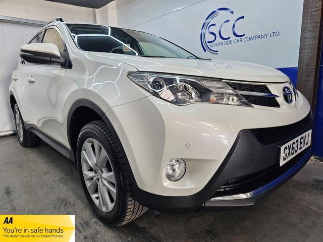 2013 63 Toyota Rav4 2.2 D-4D Invincible SUV 5dr Diesel Manual 4WD Euro 5 (150 ps)