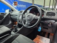 USED 2011 61 VOLKSWAGEN GOLF 1.6 TDI Match Hatchback 5dr Diesel Manual Euro 5 (105 ps) Front And Rear Parking Sensors, Bluetooth, DAB Radio