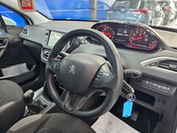 USED 2013 62 PEUGEOT 208 1.4 VTi Active Hatchback 5dr Petrol Manual Euro 5 (95 ps) Bluetooth, Cruise Control, Air Conditioning