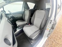 USED 2016 66 TOYOTA YARIS 1.5 VVT-h Icon Hatchback 5dr Petrol Hybrid E-CVT Euro 6 (101 ps) www.suffolkcarcentre.co.uk - Located at Lowestoft