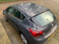 USED 2015 65 VAUXHALL ASTRA 1.4i SRi Hatchback 5dr Petrol Manual Euro 6 (100 ps) PART-EXCHANGE TO CLEAR - 2015/65 ASTRA 1.4 SRi 5DR - LOW INSURANCE GROUP - 2 FORMER KEEPERS - FRESHLY SERVICED & MOT'D - HPI CLEAR - SUPPLIED 2 KEYS - AUTO-TRADER RETAIL RATING 89/100 DESIREABLE PRICED @ ONLY &pound;3495.00