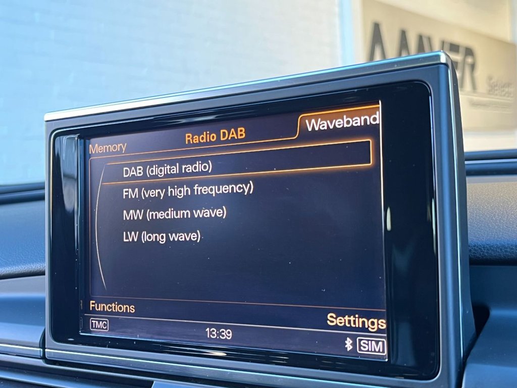 USED 2014 14 AUDI A6 AVANT 2.0 TDI Black Edition Estate 5dr Diesel Multitronic Euro 5 (s/s) (177 ps) 
