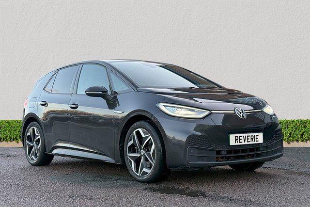 View our VOLKSWAGEN ID.3