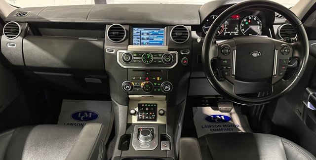 View our LAND ROVER DISCOVERY 4