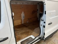 USED 2022 22 RENAULT TRAFIC 2.0 dCi Blue 30 Business+ Panel Van 5dr Diesel Manual LWB Euro 6 (s/s) (130 ps) NO VAT, Two keys, Sat Nav, 3 seats