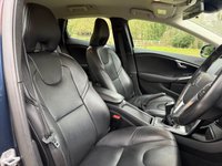 USED 2015 15 VOLVO V40 1.6 D2 SE Nav Hatchback 5dr Diesel Manual Euro 5 (s/s) (115 ps) 