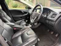 USED 2015 15 VOLVO V40 1.6 D2 SE Nav Hatchback 5dr Diesel Manual Euro 5 (s/s) (115 ps) 