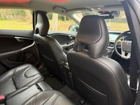 USED 2015 15 VOLVO V40 1.6 D2 SE Nav Hatchback 5dr Diesel Manual Euro 5 (s/s) (115 ps) 