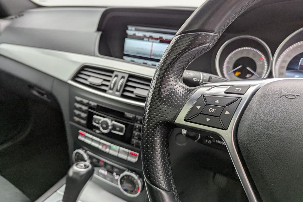 USED 2015 15 MERCEDES-BENZ C-CLASS 2.1 C250 CDI AMG Sport Edition Coupe 2dr Diesel G-Tronic+ Euro 5 (s/s) (204 ps) Sat Nav Pan Roof