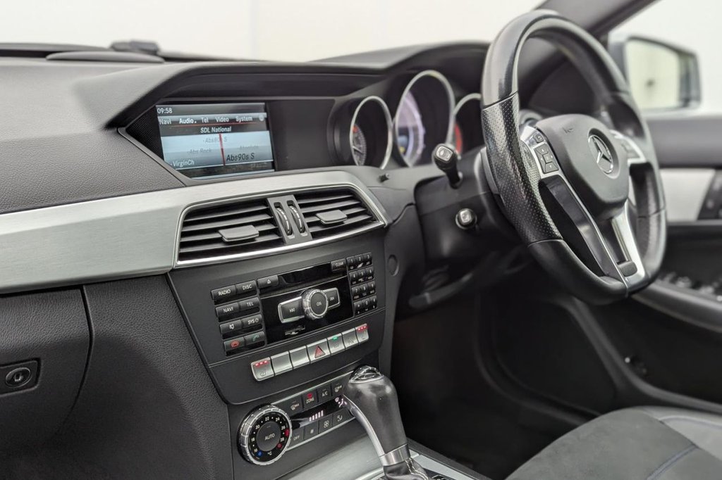 USED 2015 15 MERCEDES-BENZ C-CLASS 2.1 C250 CDI AMG Sport Edition Coupe 2dr Diesel G-Tronic+ Euro 5 (s/s) (204 ps) Sat Nav Pan Roof